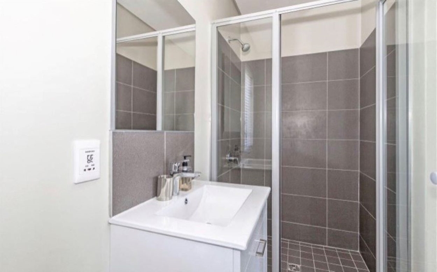 3 Bedroom Property for Sale in Somerset Lakes Western Cape